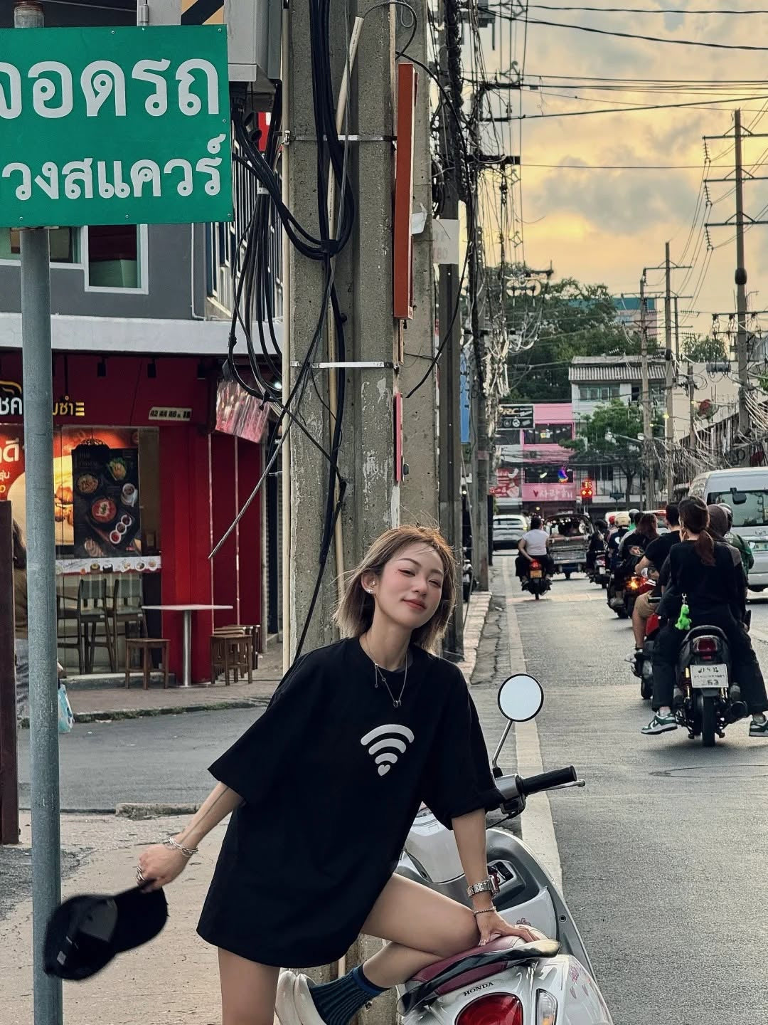 Áo Infinite Signal